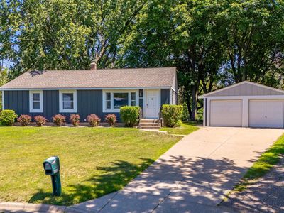 6332 Oak Knoll Plz, Woodbury, MN, 55125