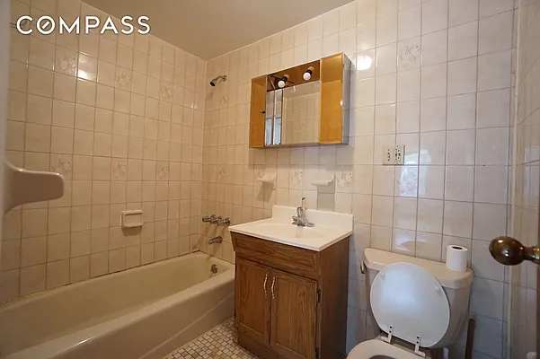 Rented by Compass | media 3