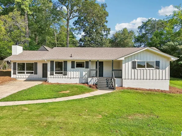 1624 Linda Vista Ln, Vestavia Hills, AL 35226