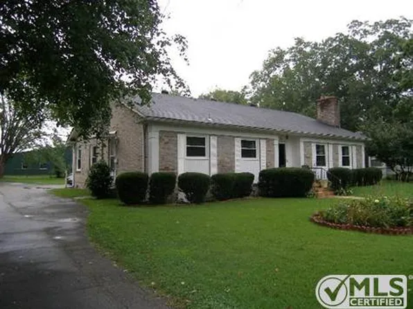 115 Debus St, Lawrenceburg, TN 38464