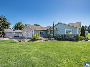 101 Pheasant Run Dr, Sequim, WA 98382