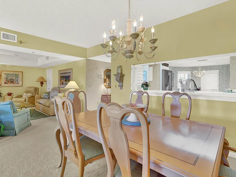 Formal dining or informal, you have choices, several in fact! Come See!