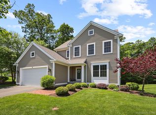 30 Carson Way #30, Simsbury, CT 06070