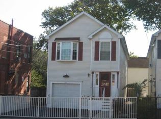 693 N 6th St, Newark, NJ 07107