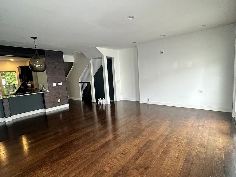 11830 Chelton Ridge Ln — Photo 6