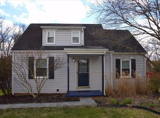 13 Montague St, Christiansburg, VA 24073