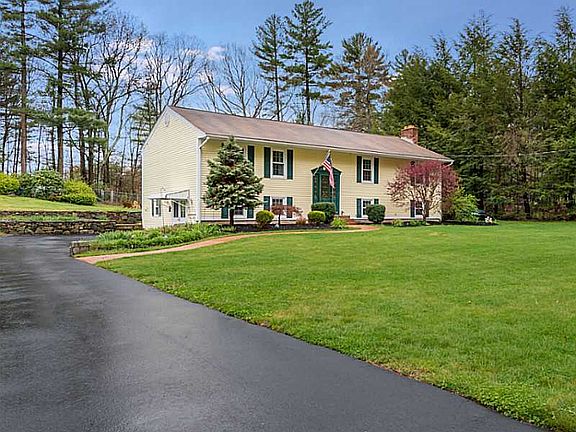 2nd image of 18 Parkview Dr