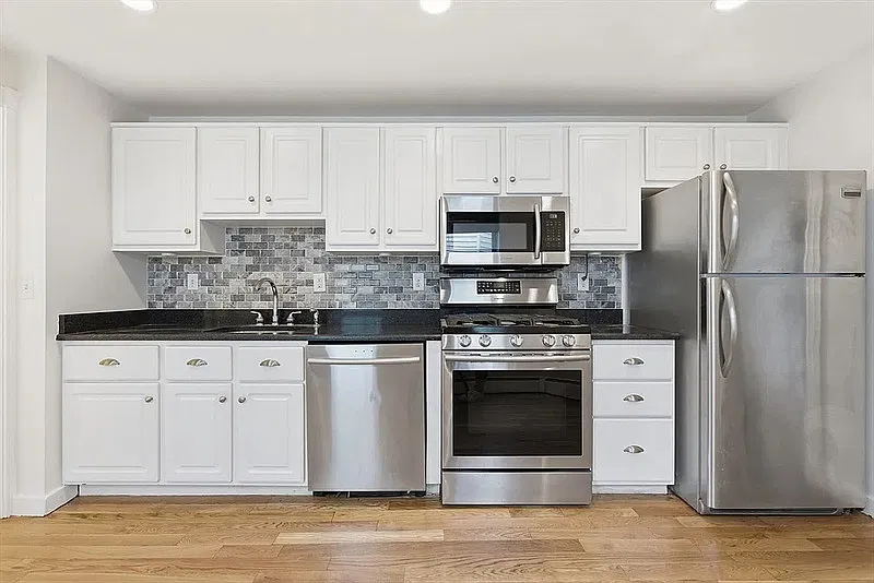 1 bed, 1.0 bath, $1,960 — Photo 1