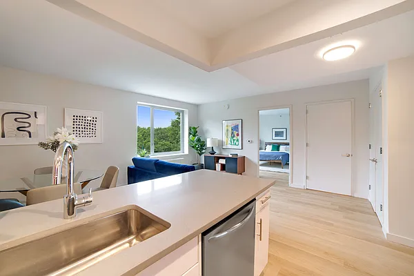 Rented by Bold Marketing | media 24