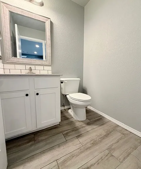 287 S Breakwater Ln — Photo 12