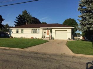 2509 9th Ave, Monroe, WI 53566