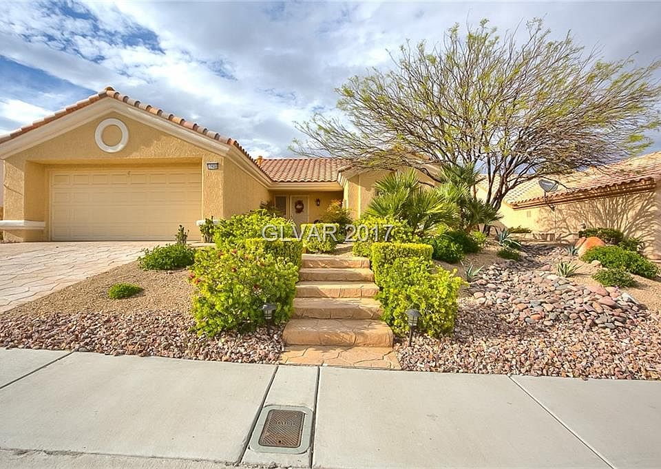 1st image of 10436 Broom Hill Dr
