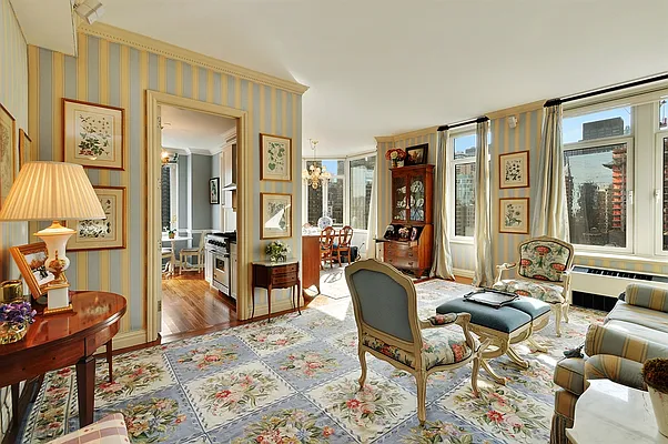 Sold by Corcoran | media 31