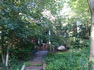 192 Wallis Rd, Brookline, MA 02467