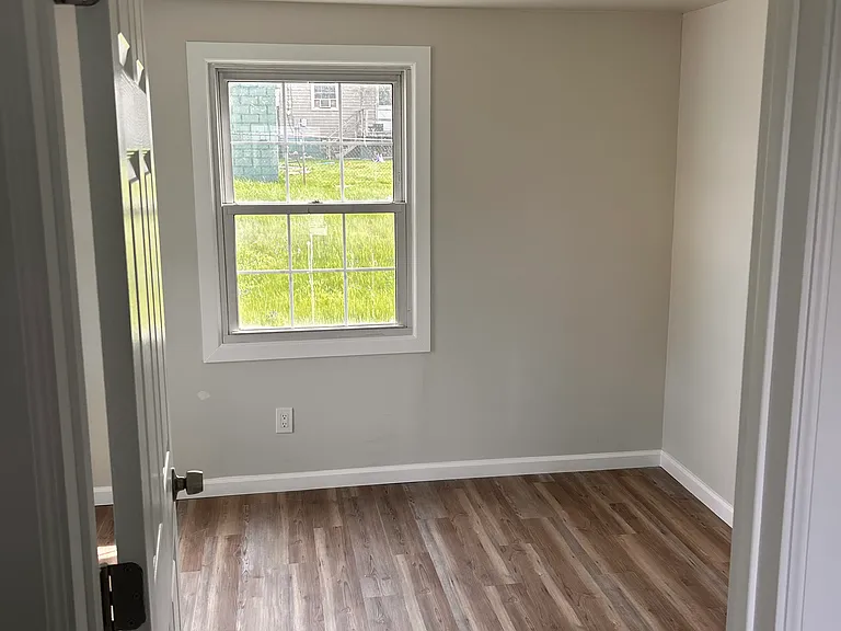 546 Independence Dr — Photo 6