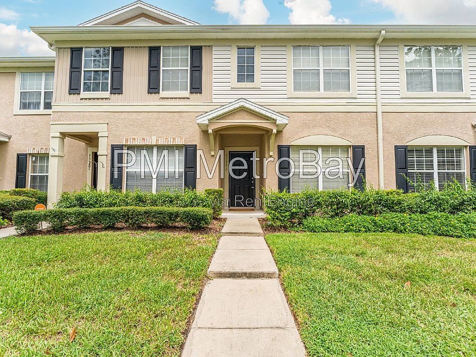 1st image of 15706 Fishhawk Falls Dr