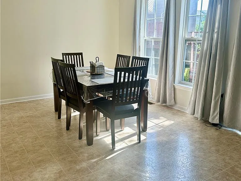 1051 Sparrow Way — Photo 11