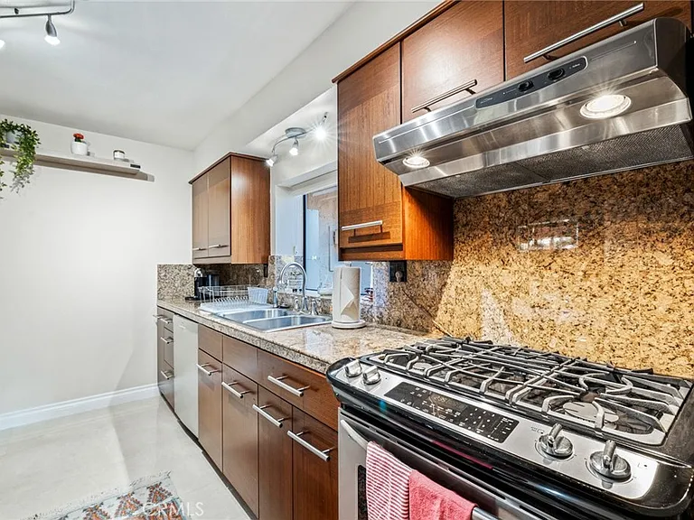 37320 Da Vall Dr — Photo 14