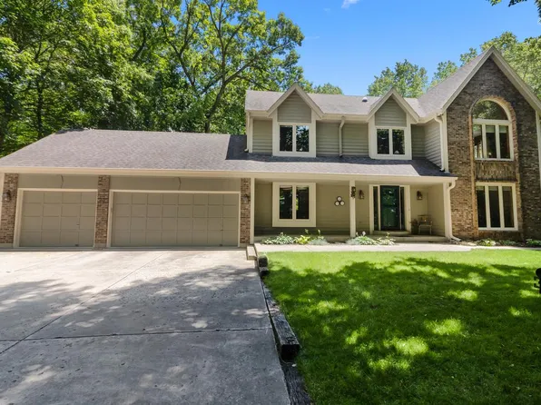 2066 East Lake Shore DRIVE, Twin Lakes, WI 53181