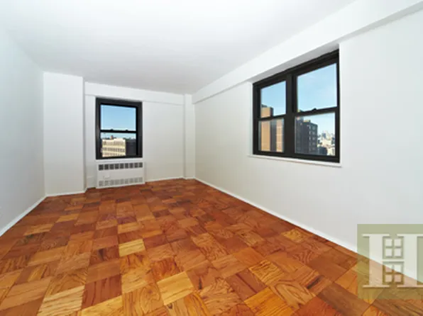 387 Grand Street image 1 of 5