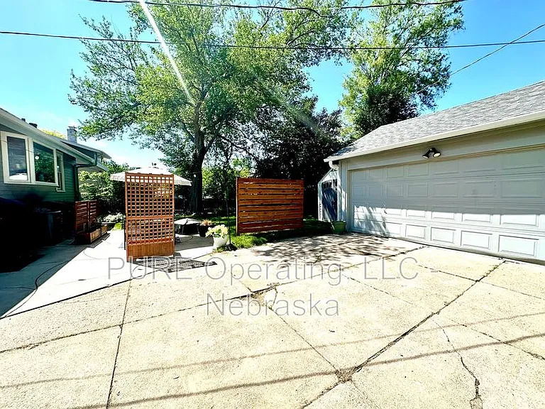5724 Rees St — Photo 57