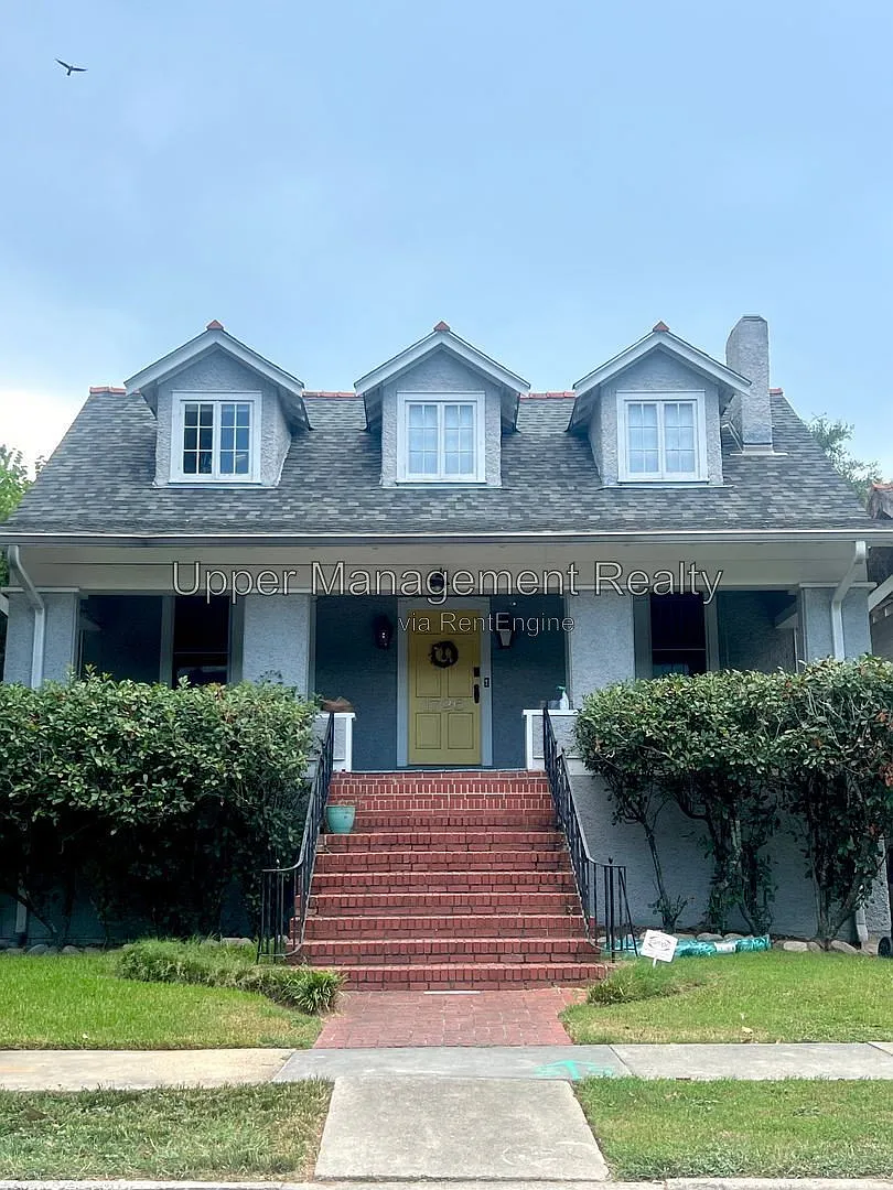 5 bed, 2.0 bath, 3350 sqft, $6,750 — Photo 1
