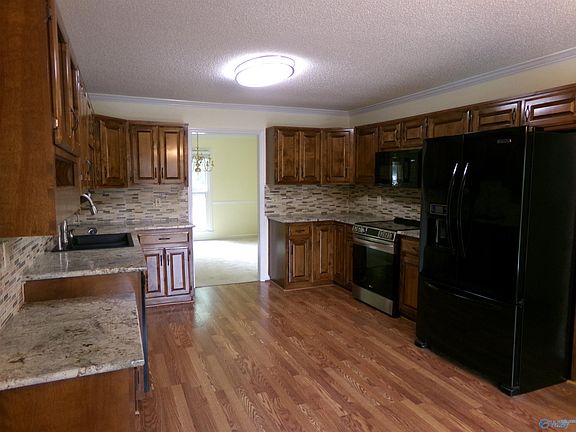 5th image of 15010 Carlisle Dr SE
