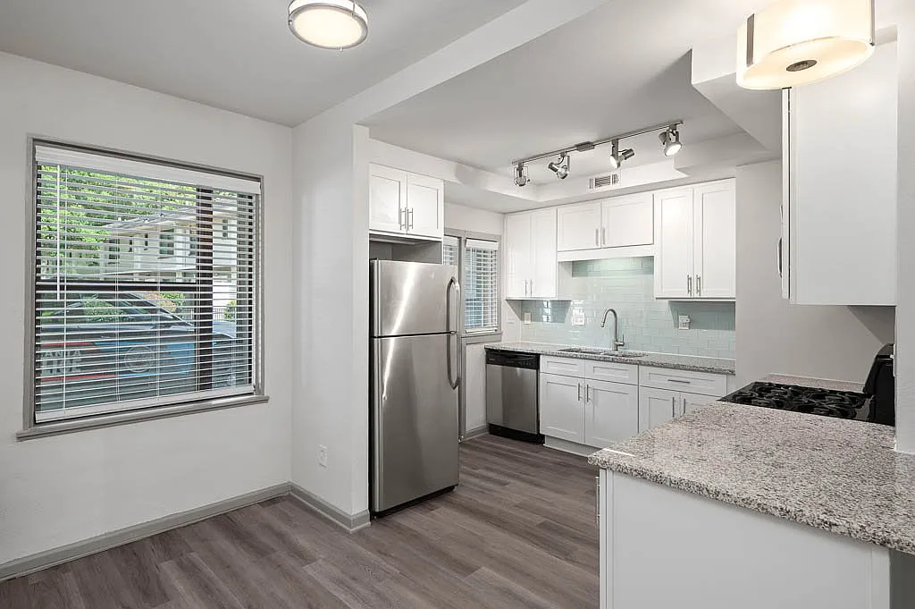 CoHo Apartments general photo - 177 N Colonial Homes Cir NW