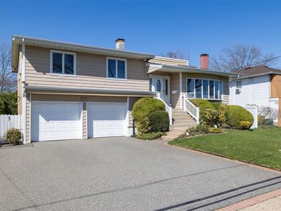 2479 Kerry Lane, Bellmore, NY, 11710