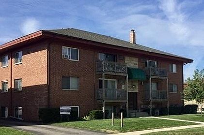 1st image of 2120 Lilac Ln #202
