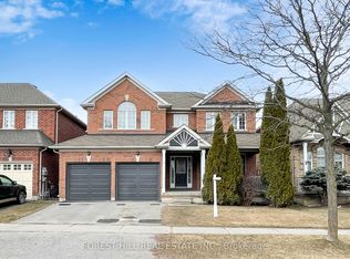 10 Reddenhurst Cres, Georgina, ON