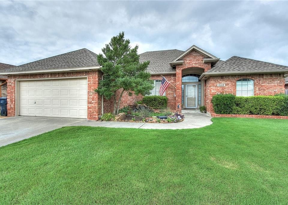 1st image of 15501 Vicki Dr