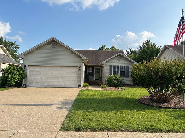 204 Picketts Way