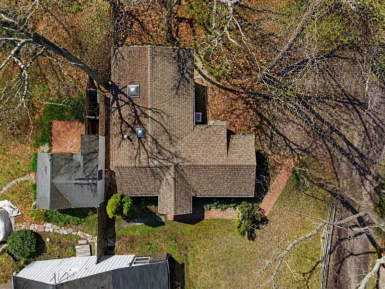 134 Montauk Hwy #B — Photo 11