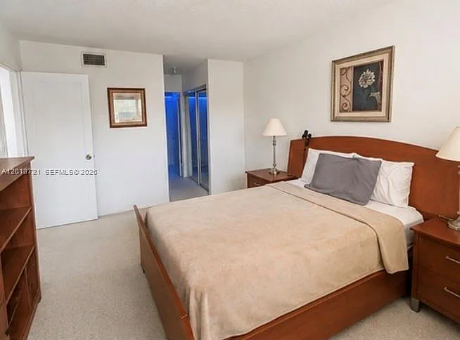 240 Lakeview Dr #212 — Photo 12