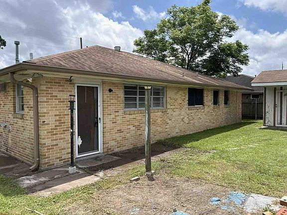 3rd image of 4610 Cardenas Dr