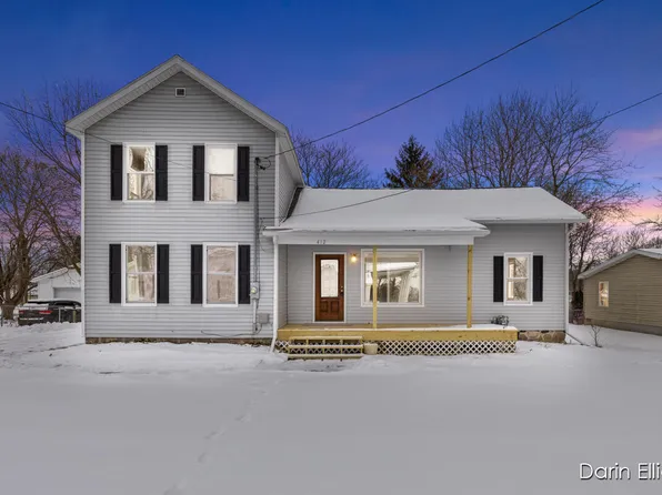 412 N Mill St, Stanton, MI 48888