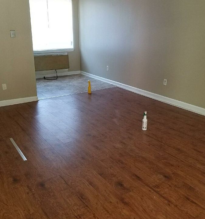 2nd image of 925 Shallowford Rd APT 10