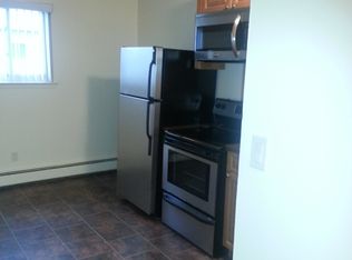 1 Maple Dr APT 19, Lindenhurst, NY 11757