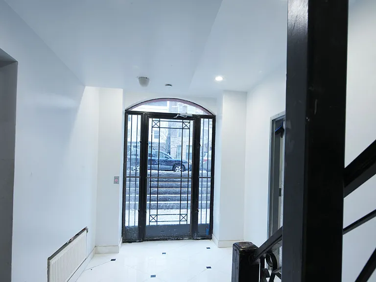 78 Herkimer St #205 — Photo 9