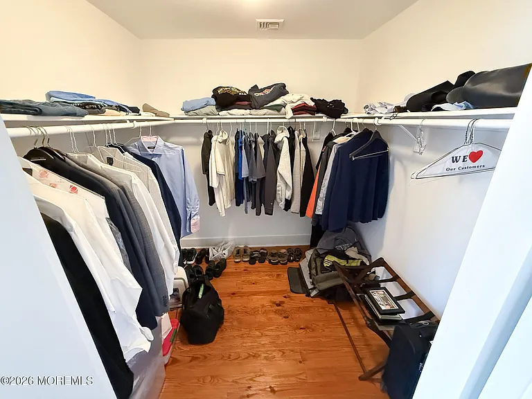 25 Ocean Ave — Photo 35