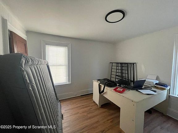 3rd image of 1218 Schlager St #1