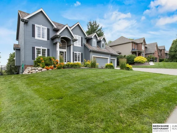 2215 S 181st Cir, Omaha, NE 68130