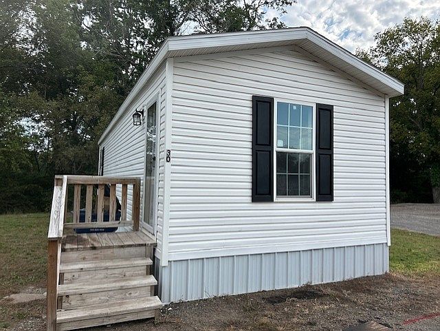 1st image of 917 N 13th St #30