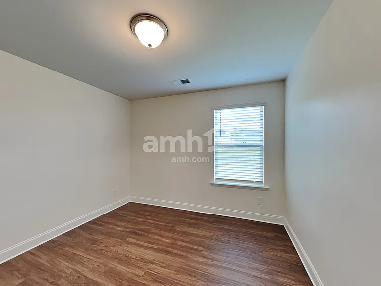 109 Twin River Dr — Photo 32