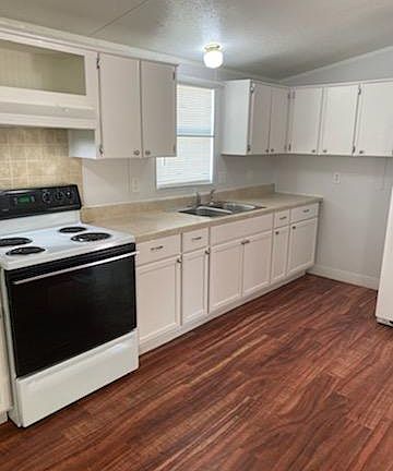 3rd image of 1007 9th St
