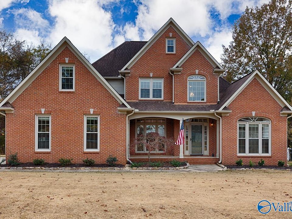 1st image of 105 Millsford Dr
