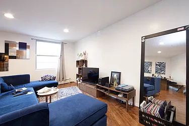 Rented by R New York