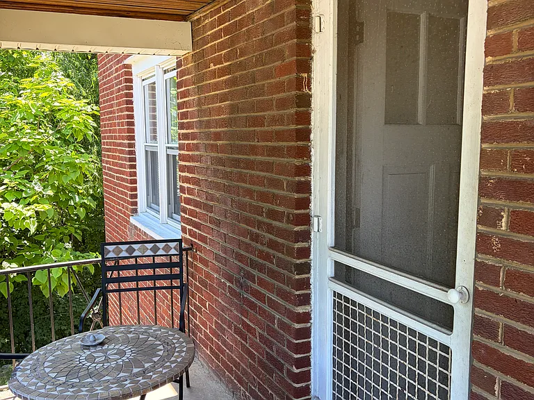 158 S Bayard Ave #11 — Photo 3