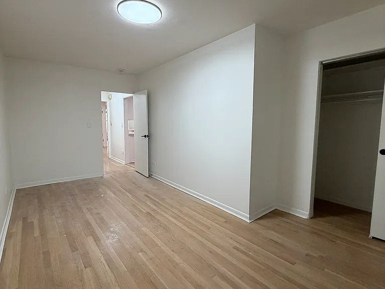 1226 Sherman Ave #2S — Photo 10